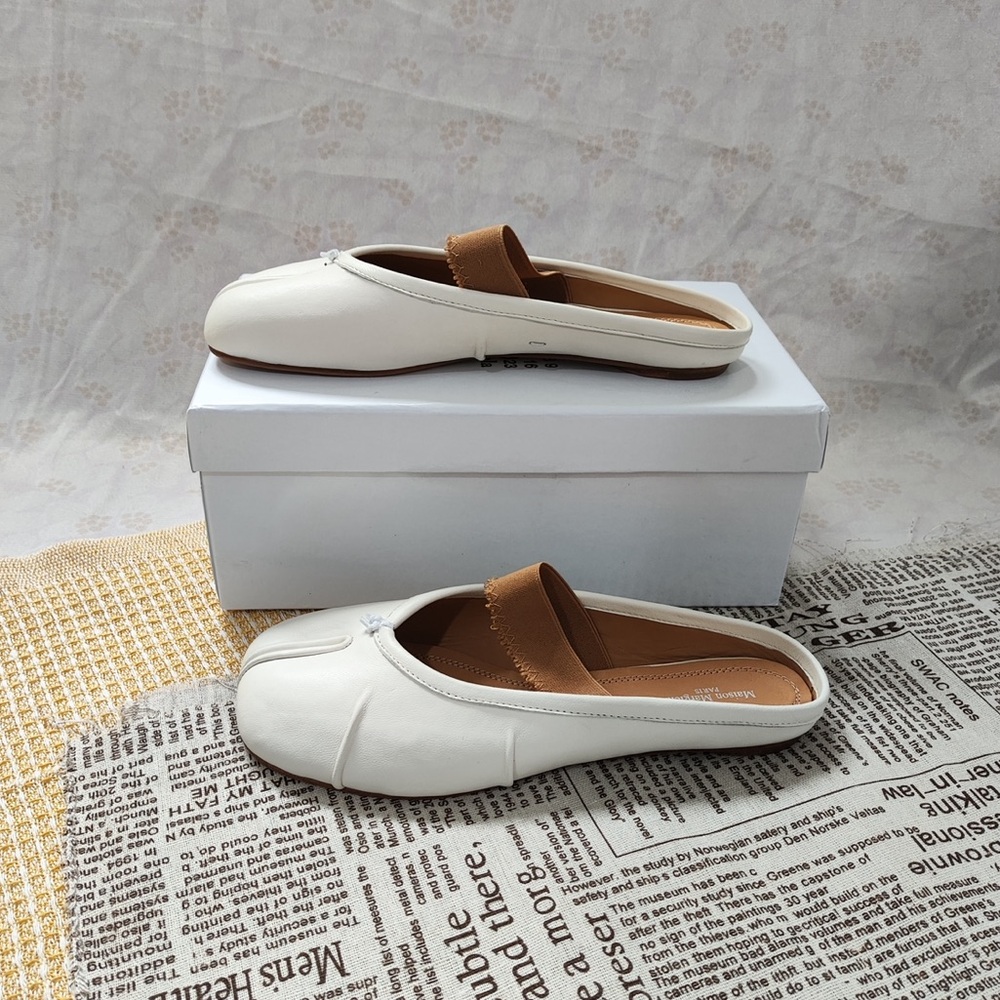 Maison Martin Margiela White Leather Mules with Brown Strap - Picture 6 of 11